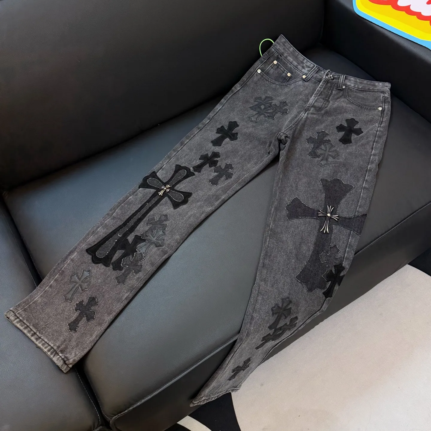 P310 Washed black model number: D348 Chrome hearts 104 106 106 Waist circumference 72 76 80 84 88 Recommended weight S (about 110 pounds) M (about 120 pounds) L (about 140 pounds) XL (about 165) XXL (about 185)